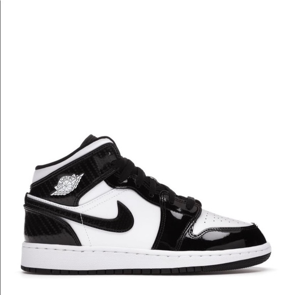 🐼*NEW* Air Jordan 1 Mid “Carbon Fibre” (GS)